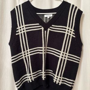 Gilli Black and Cream V-Neck Sweater Vest